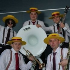 LUCKY JAZZ BAND
