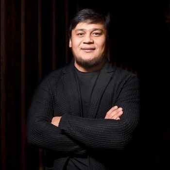 Сильный певец Алим Зульпикаров