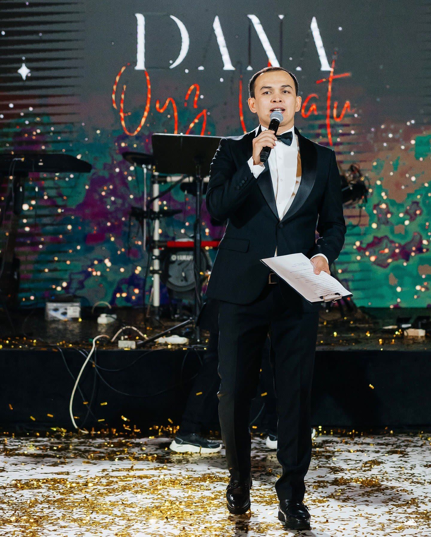 Как проводит ТОЙ ведущий Берик Сапаров