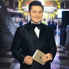 Шоумен Берденбек Асхатов