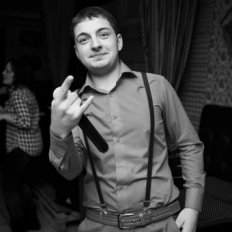 Ведущий
